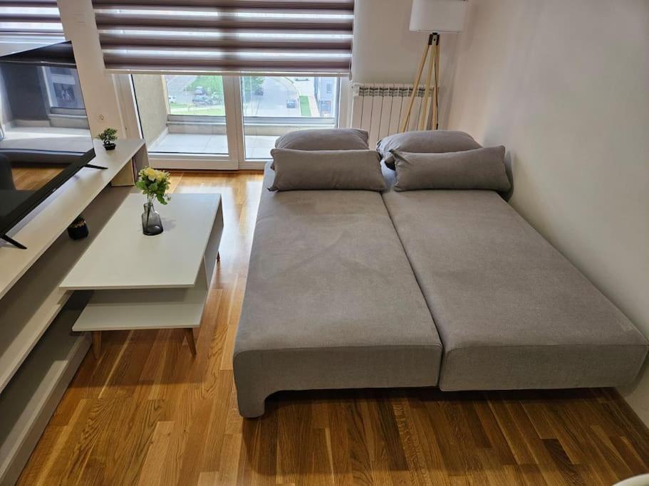 Milo Apartment Skopje Eksteriør bilde