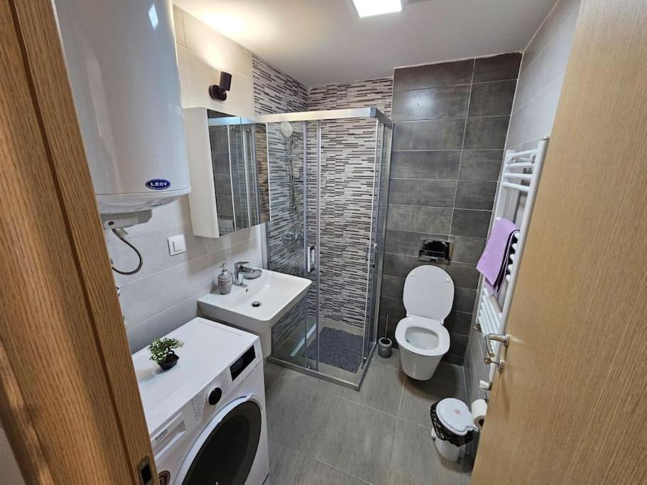 Milo Apartment Skopje Eksteriør bilde